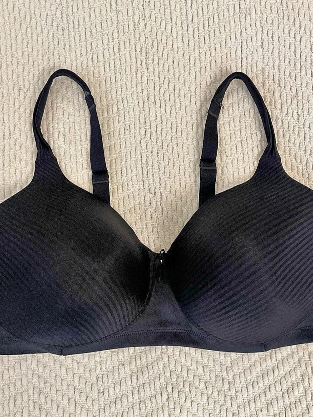 Vanity Fair Radiant Full Coverage Wireless Bra Black Ribbed Underwire Bra 36DD
